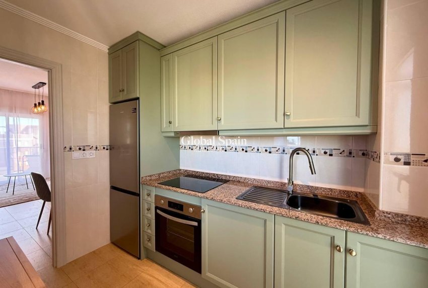 Wiederverkauf - WOHNUNG -
GUARDAMAR DEL SEGURA