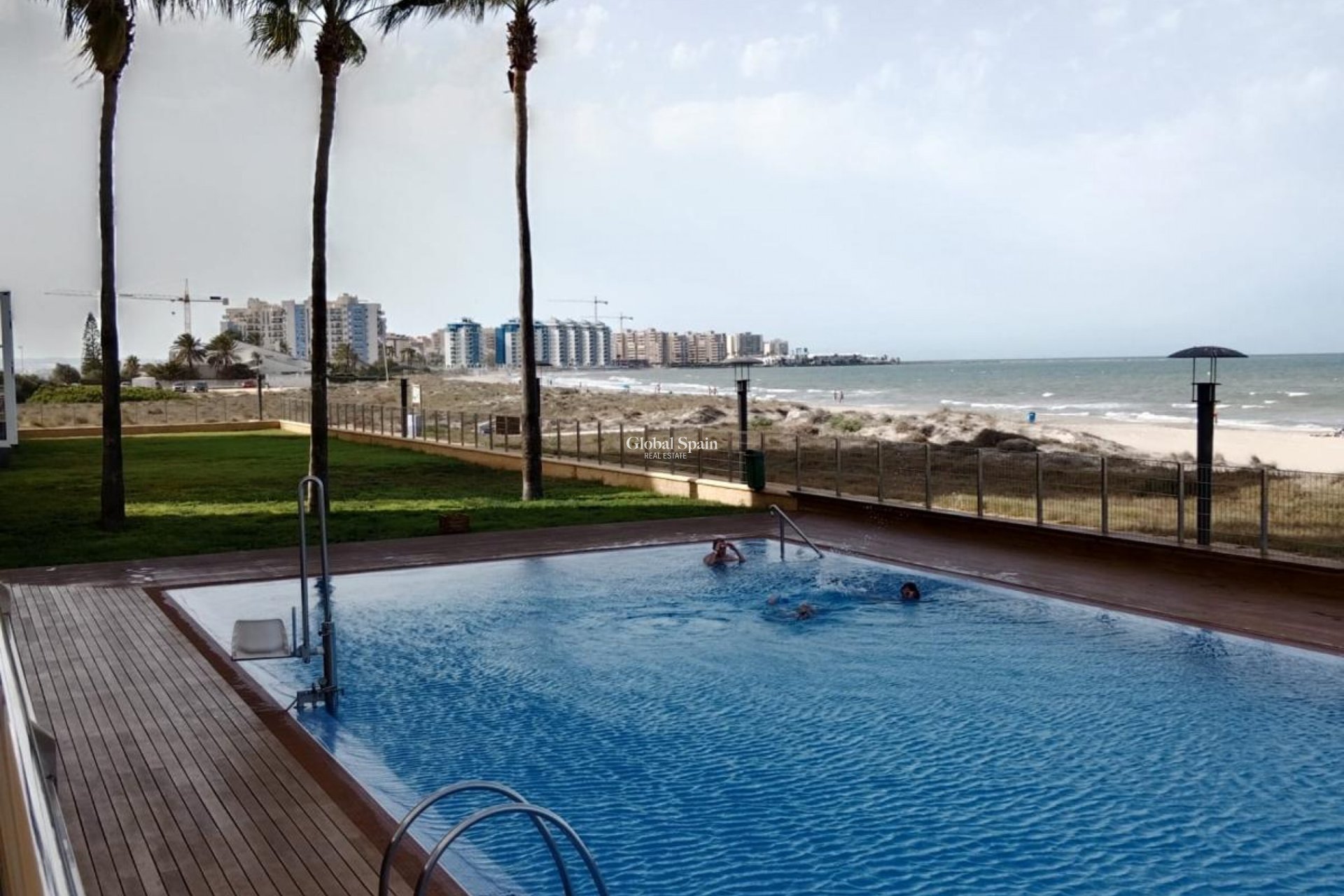 Wiederverkauf - WOHNUNG -
LA MANGA DEL MAR MENOR - Costa Calida