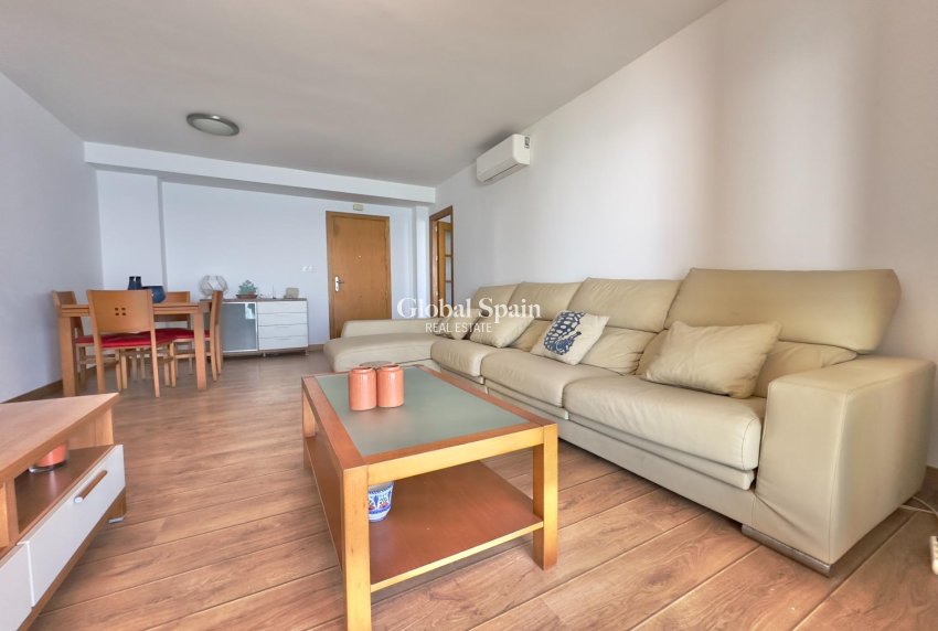 Wiederverkauf - WOHNUNG -
LA MANGA DEL MAR MENOR - Playa del Esparto-Veneziola