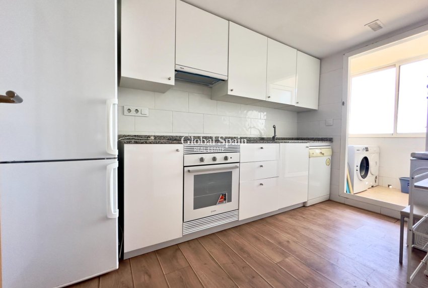 Wiederverkauf - WOHNUNG -
LA MANGA DEL MAR MENOR - Playa del Esparto-Veneziola