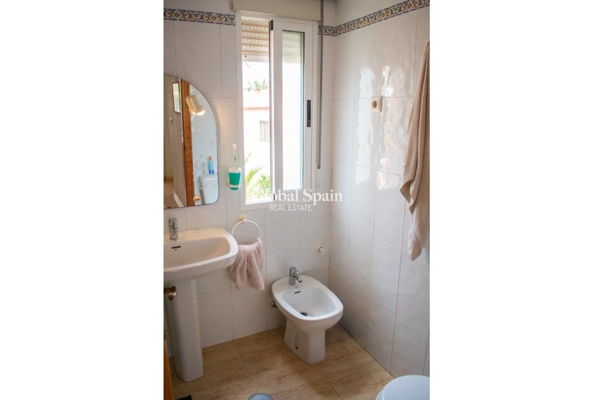 Wiederverkauf - WOHNUNG -
LA MANGA DEL MAR MENOR