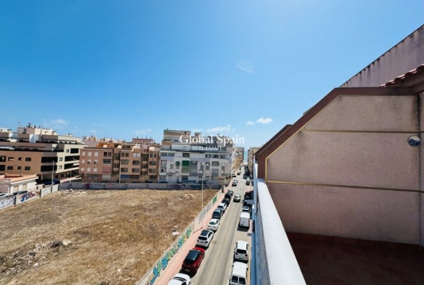 Wiederverkauf - WOHNUNG -
LA MATA - Costa Blanca