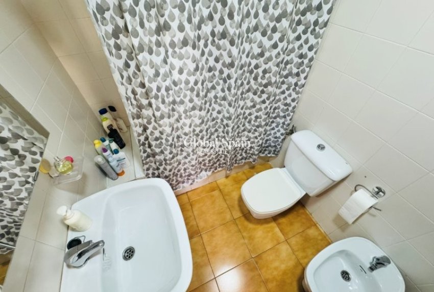 Wiederverkauf - WOHNUNG -
LA MATA - Costa Blanca