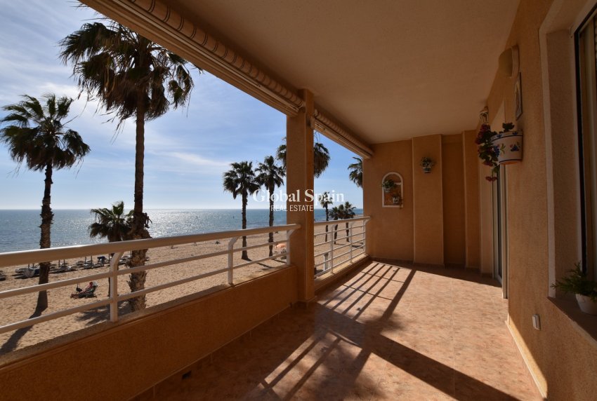 Wiederverkauf - WOHNUNG -
LA MATA - Costa Blanca