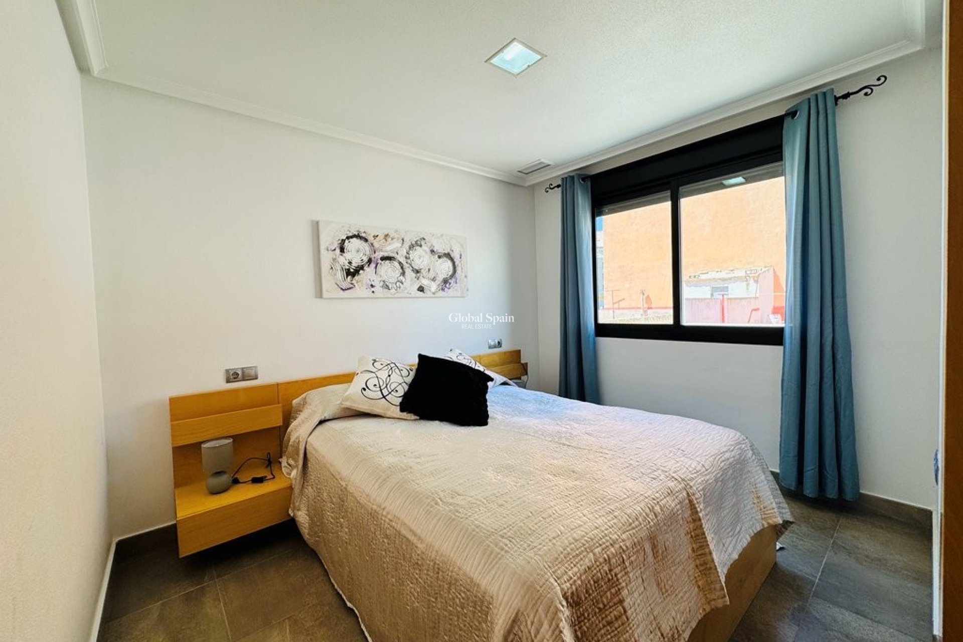 Wiederverkauf - WOHNUNG -
LA MATA - Costa Blanca