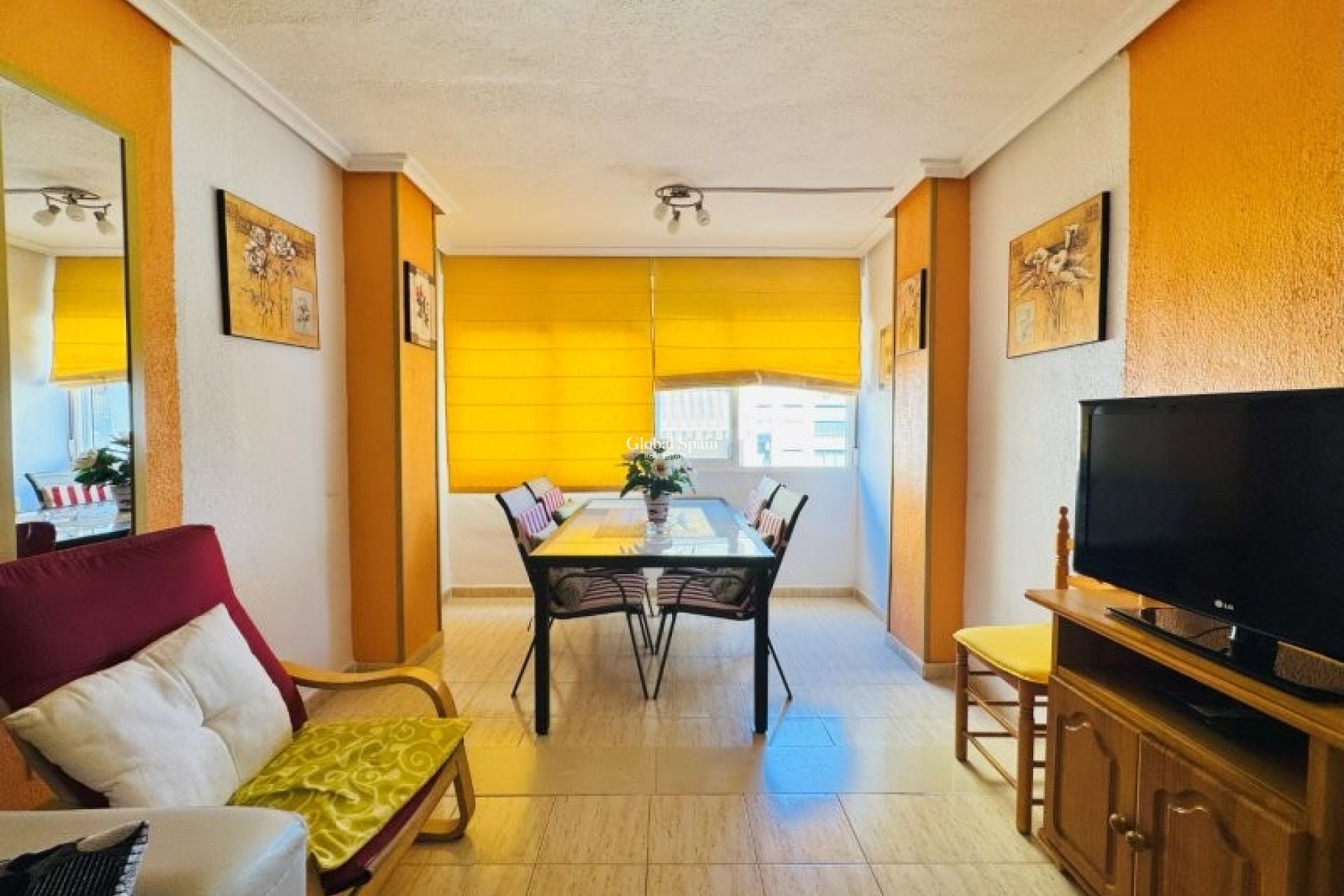 Wiederverkauf - WOHNUNG -
LA MATA - Costa Blanca