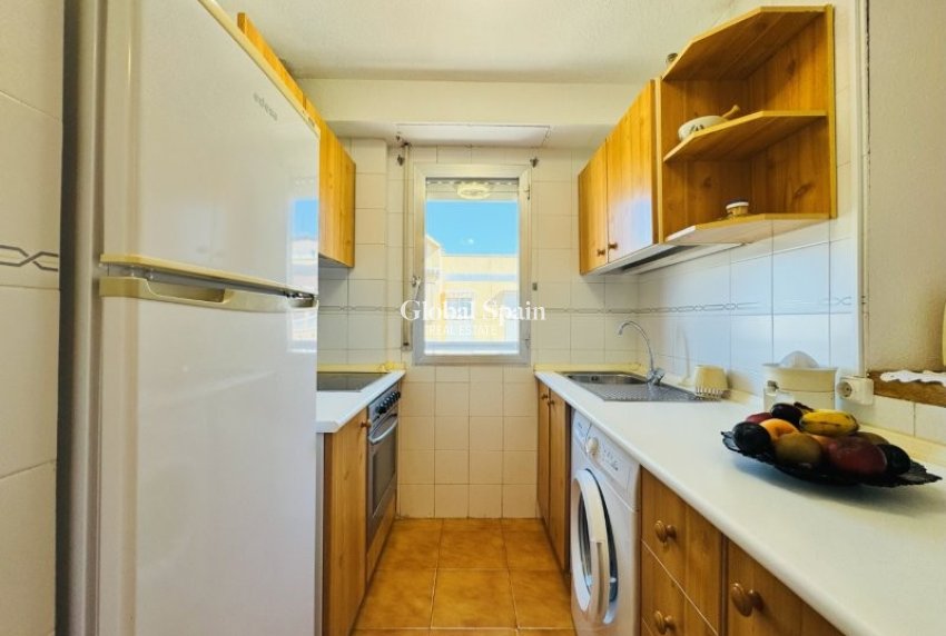 Wiederverkauf - WOHNUNG -
LA MATA - Costa Blanca