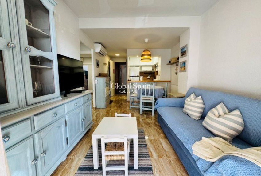 Wiederverkauf - WOHNUNG -
LA MATA - Costa Blanca