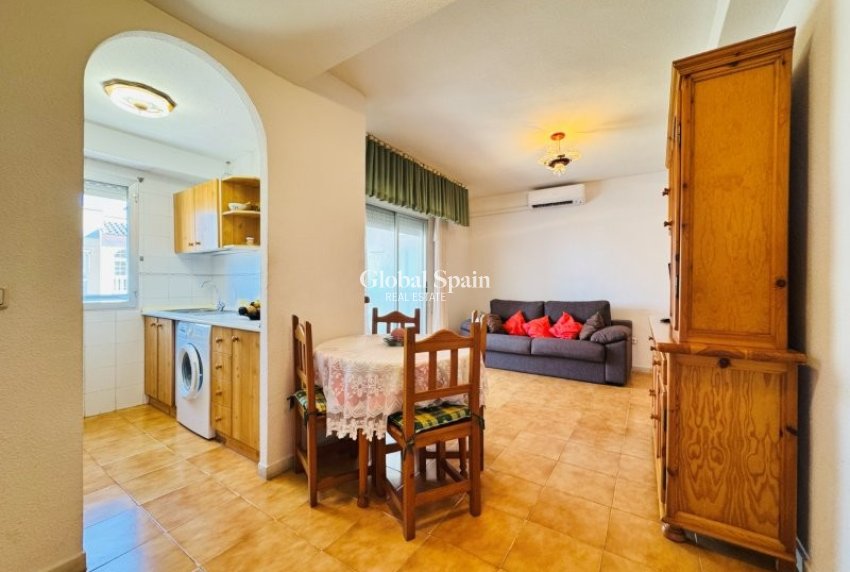 Wiederverkauf - WOHNUNG -
LA MATA - Costa Blanca