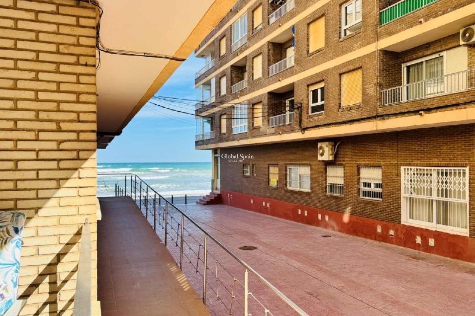 Wiederverkauf - WOHNUNG -
LA MATA - Costa Blanca