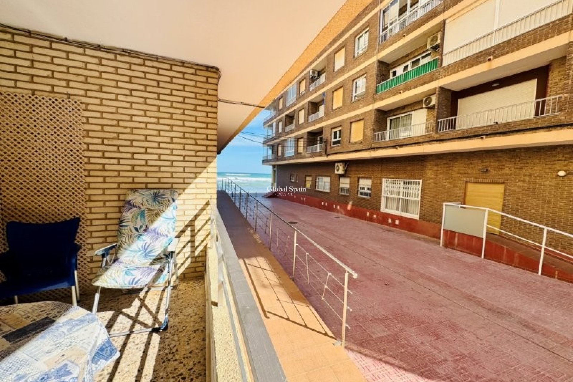 Wiederverkauf - WOHNUNG -
LA MATA - Costa Blanca