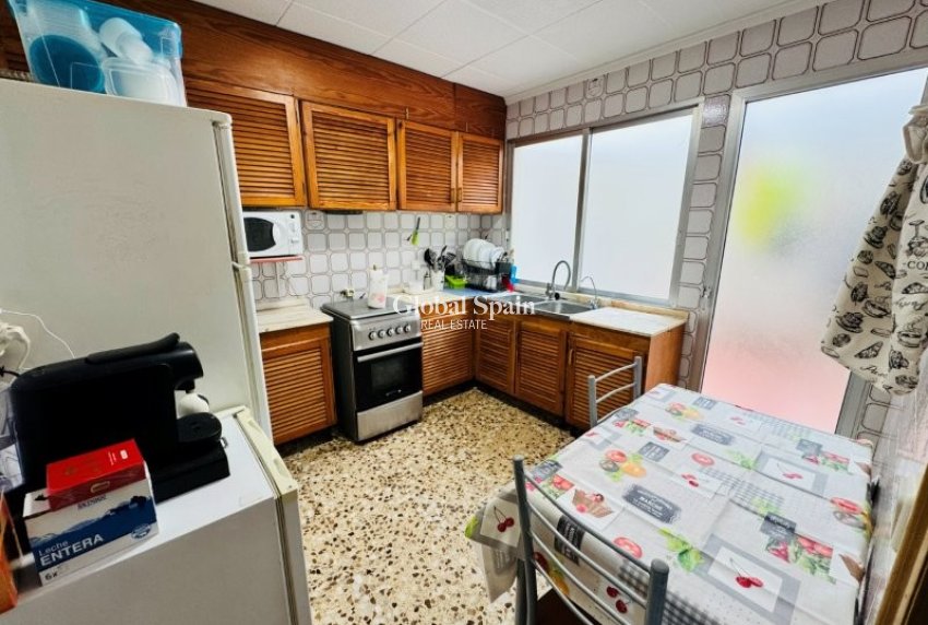Wiederverkauf - WOHNUNG -
LA MATA - Costa Blanca