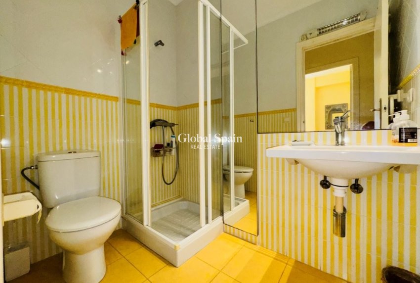 Wiederverkauf - WOHNUNG -
LA MATA - Costa Blanca
