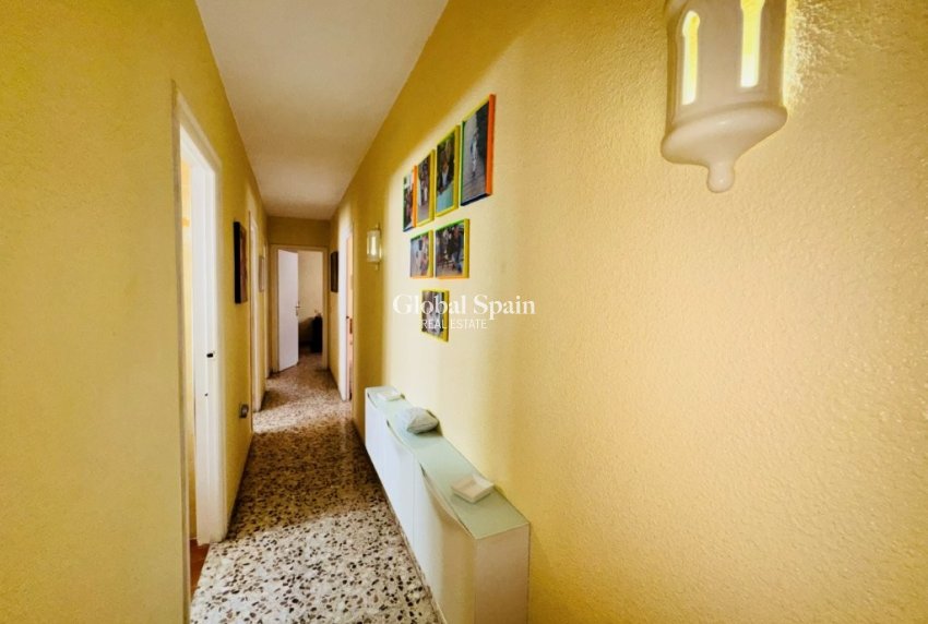 Wiederverkauf - WOHNUNG -
LA MATA - Costa Blanca
