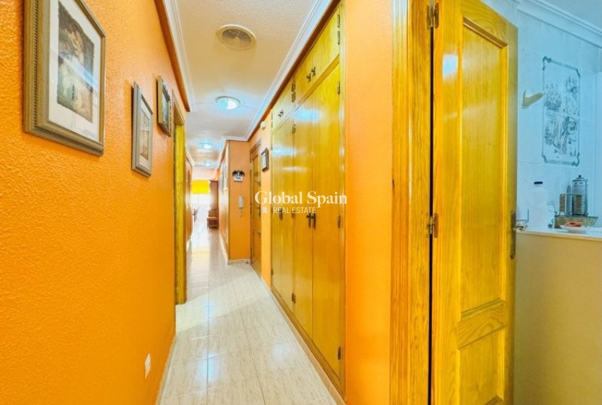 Wiederverkauf - WOHNUNG -
LA MATA - Costa Blanca