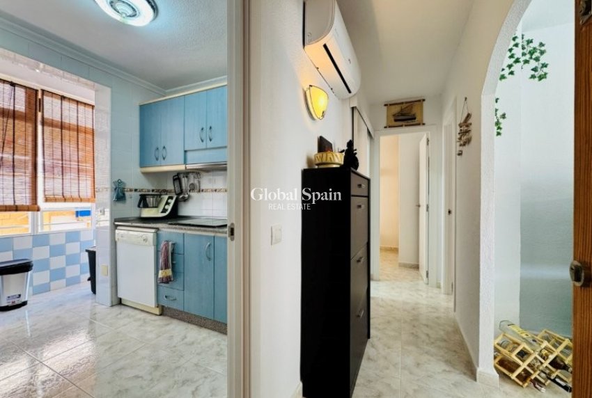 Wiederverkauf - WOHNUNG -
LA MATA - Costa Blanca