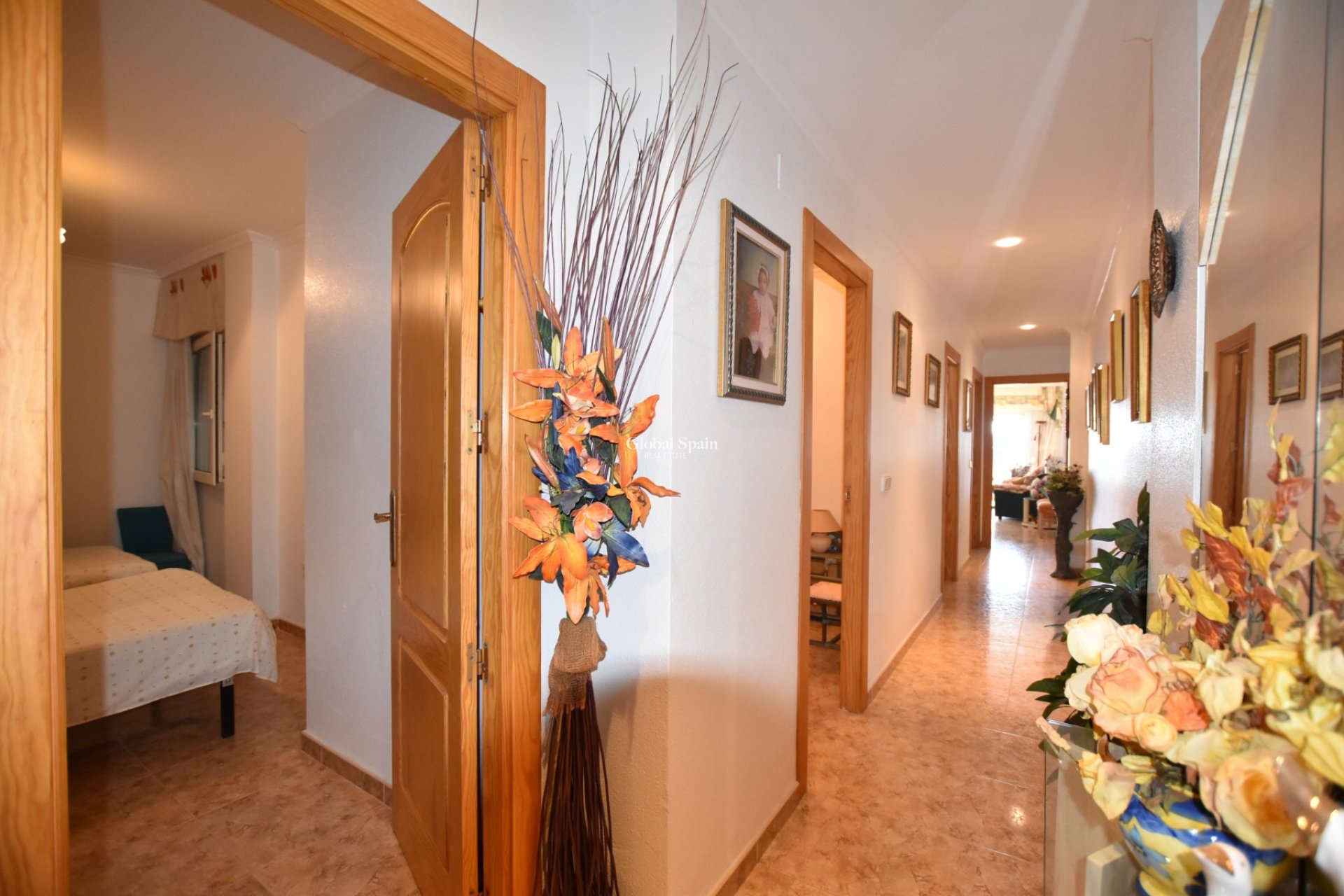 Wiederverkauf - Wohnung -
LA MATA