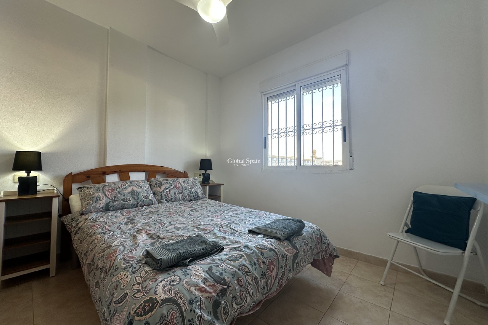 Wiederverkauf - WOHNUNG -
LA ZENIA - Costa Blanca