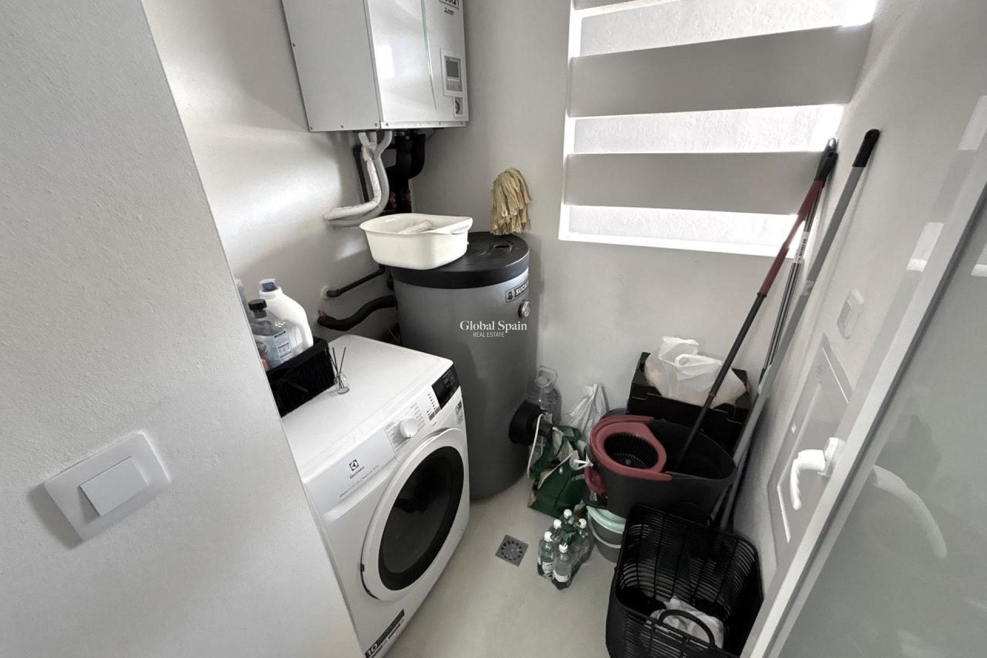 Wiederverkauf - WOHNUNG -
LA ZENIA - Costa Blanca