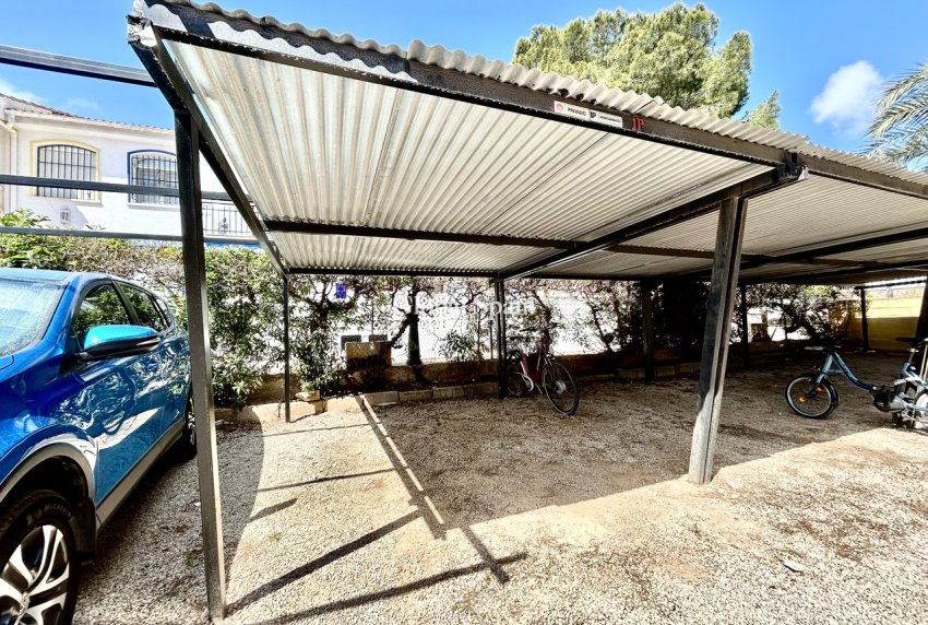 Wiederverkauf - WOHNUNG -
LA ZENIA - Costa Blanca
