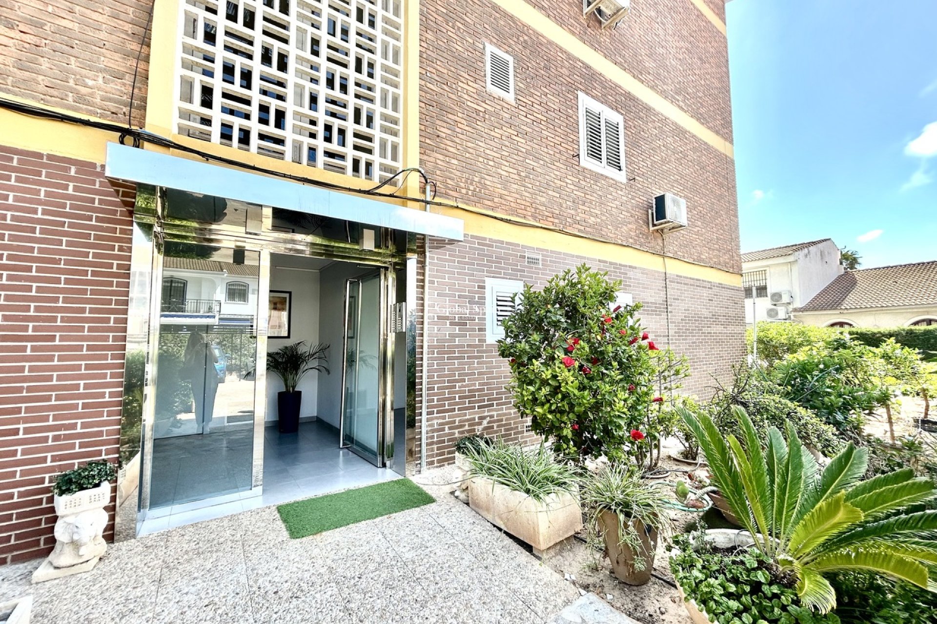 Wiederverkauf - WOHNUNG -
LA ZENIA - Costa Blanca