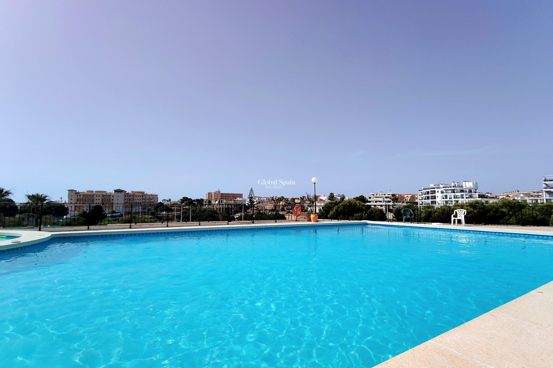 Wiederverkauf - WOHNUNG -
LA ZENIA - Costa Blanca