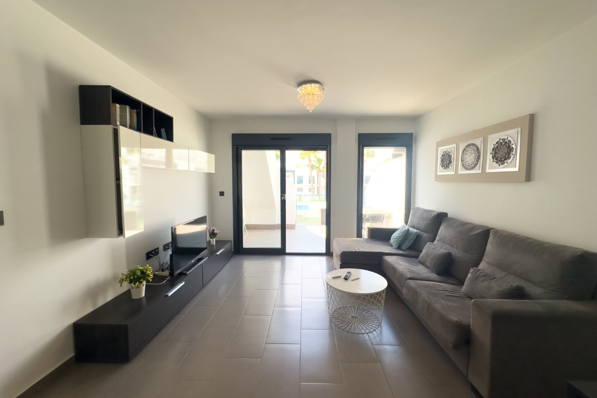 Wiederverkauf - WOHNUNG -
LA ZENIA - Costa Blanca