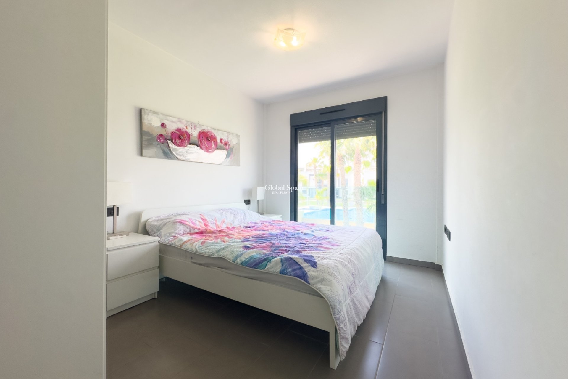 Wiederverkauf - WOHNUNG -
LA ZENIA - Costa Blanca