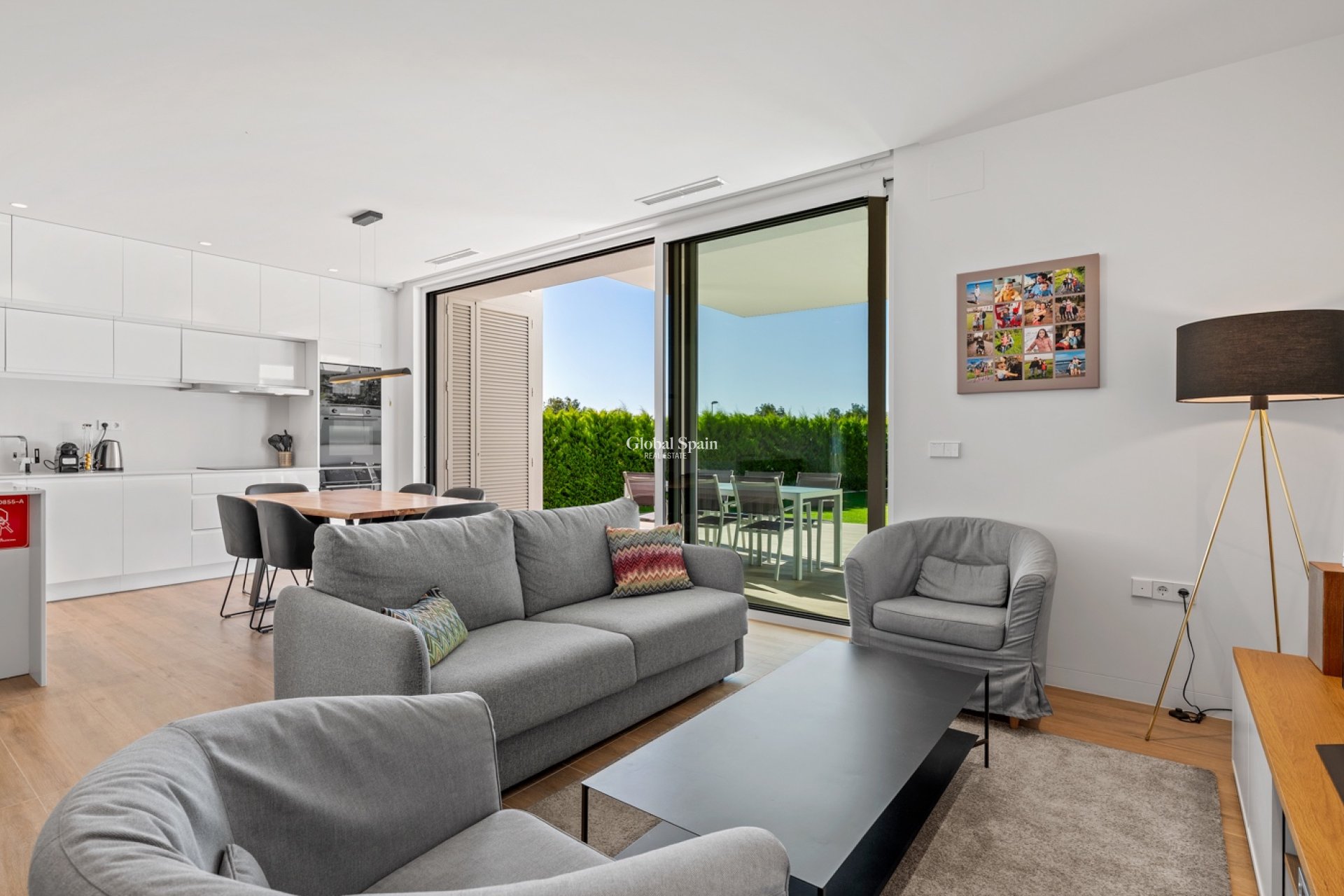 Wiederverkauf - WOHNUNG -
LAS COLINAS GOLF RESORT - Costa Blanca