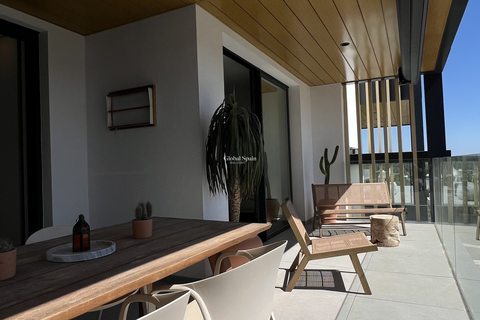 Wiederverkauf - WOHNUNG -
LAS COLINAS GOLF RESORT - Costa Blanca