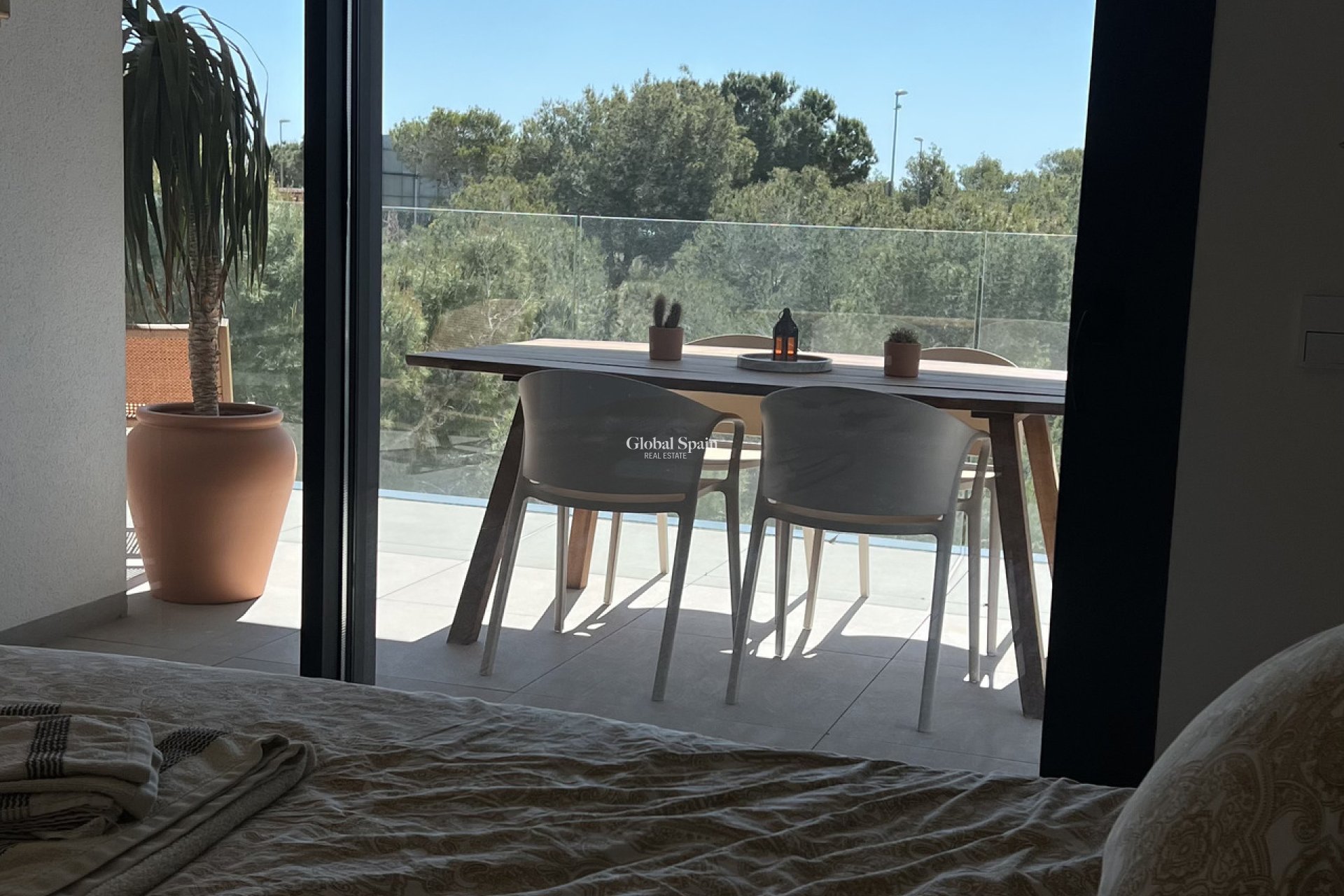 Wiederverkauf - WOHNUNG -
LAS COLINAS GOLF RESORT - Costa Blanca