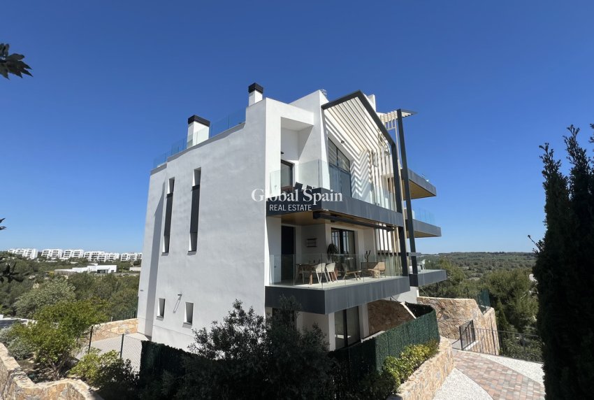 Wiederverkauf - WOHNUNG -
LAS COLINAS GOLF RESORT - Costa Blanca