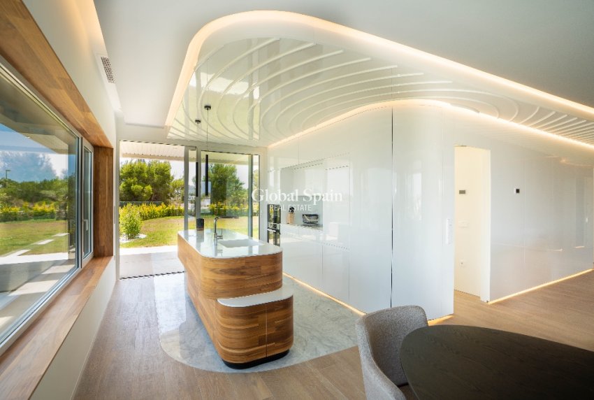 Wiederverkauf - Wohnung -
Las Colinas Golf Resort - Las Colinas Golf