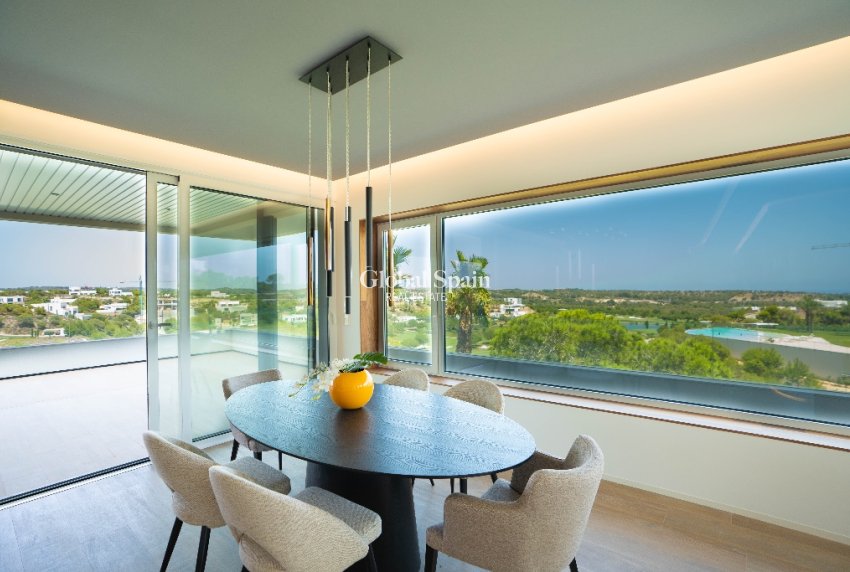 Wiederverkauf - Wohnung -
Las Colinas Golf Resort - Las Colinas Golf