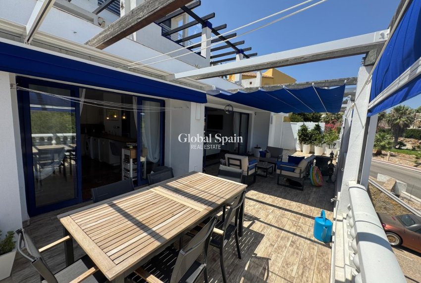 Wiederverkauf - WOHNUNG -
LAS RAMBLAS GOLF - Inland