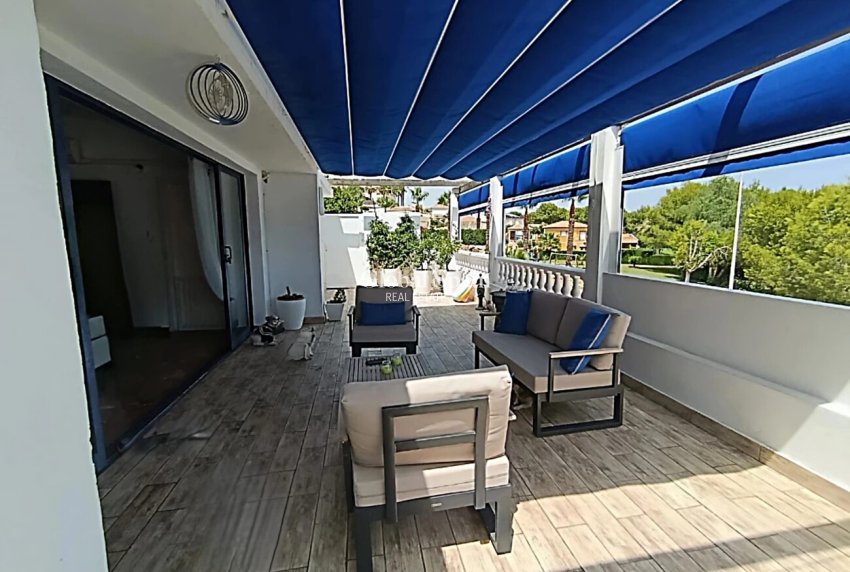 Wiederverkauf - WOHNUNG -
LAS RAMBLAS GOLF - Inland