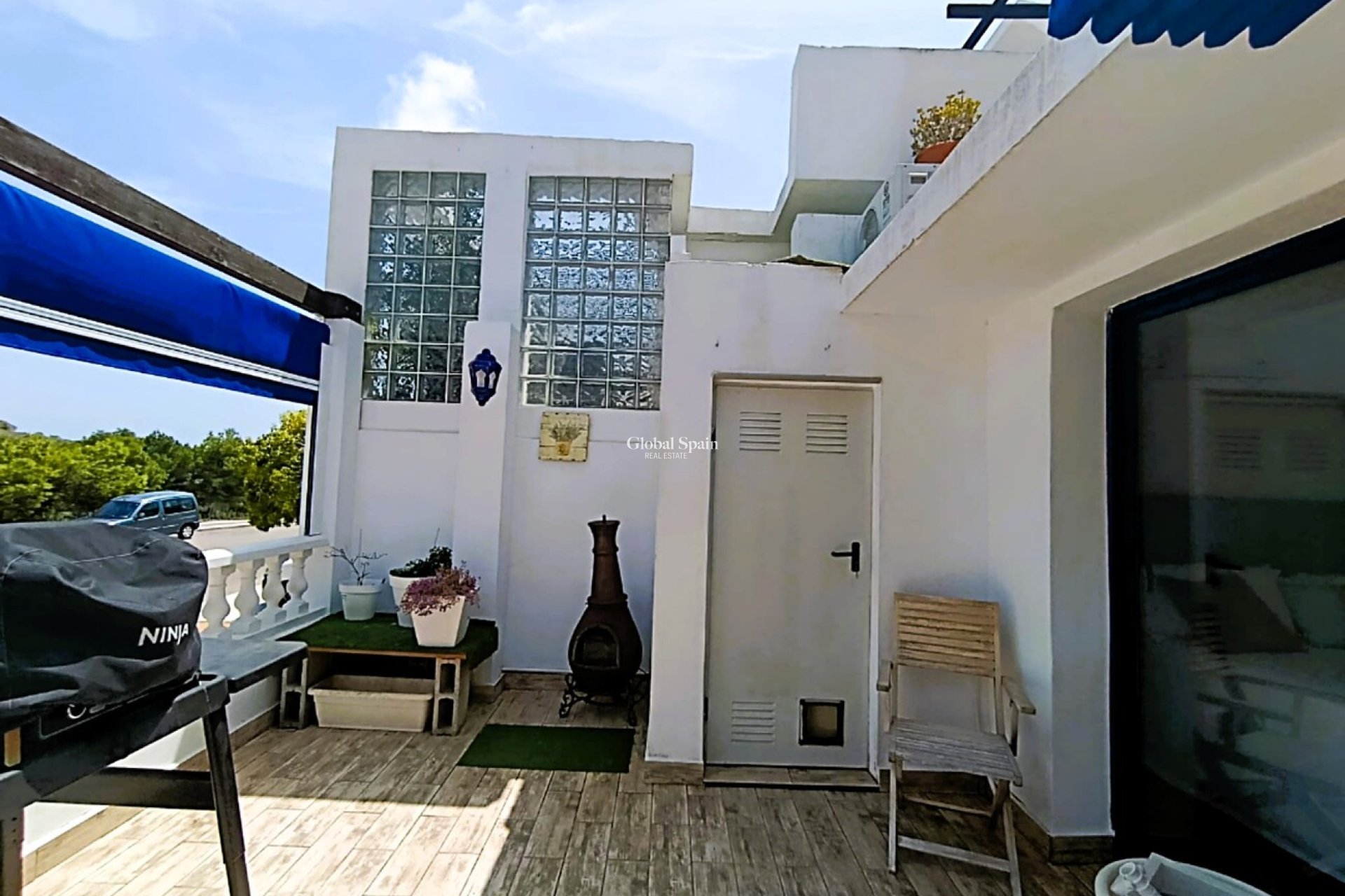 Wiederverkauf - WOHNUNG -
LAS RAMBLAS GOLF - Inland