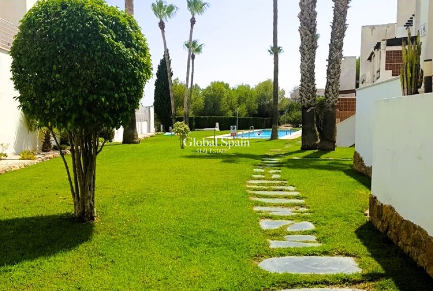 Wiederverkauf - WOHNUNG -
LAS RAMBLAS GOLF - Inland