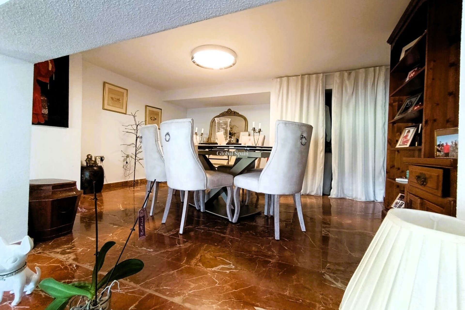 Wiederverkauf - WOHNUNG -
LAS RAMBLAS GOLF - Inland