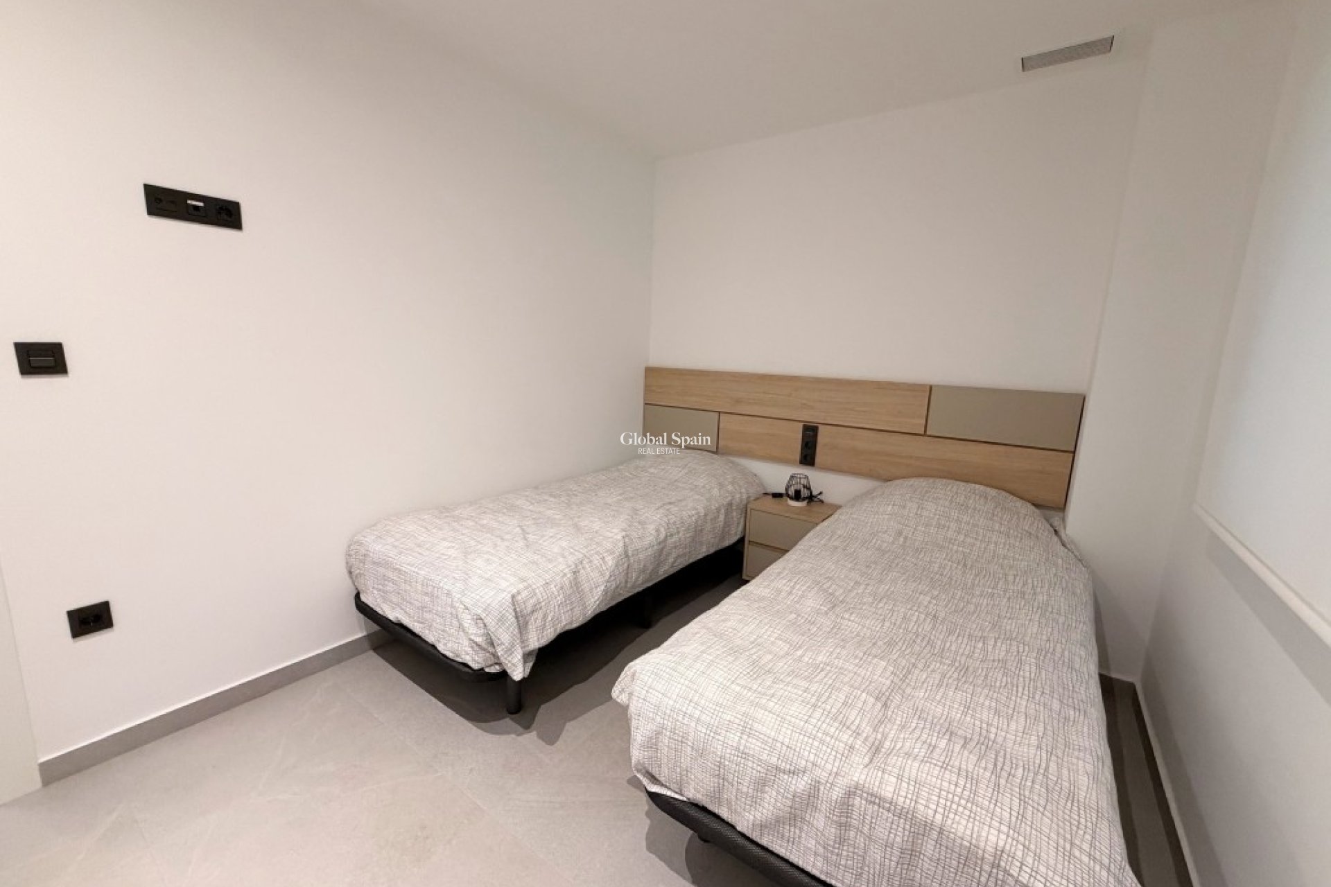 Wiederverkauf - WOHNUNG -
LO CRISPÍN - Inland