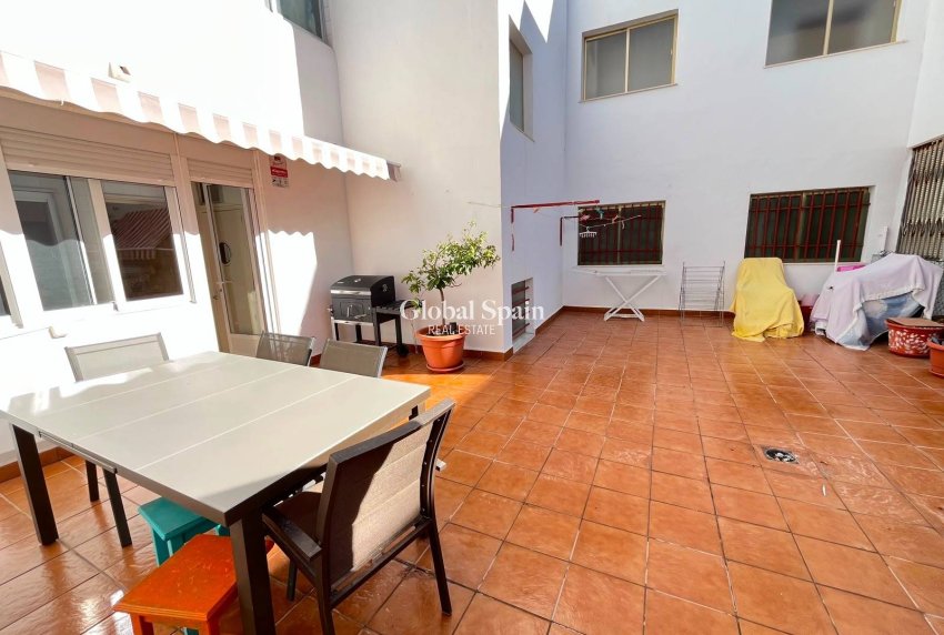 Wiederverkauf - WOHNUNG -
LO PAGÁN - Villananitos