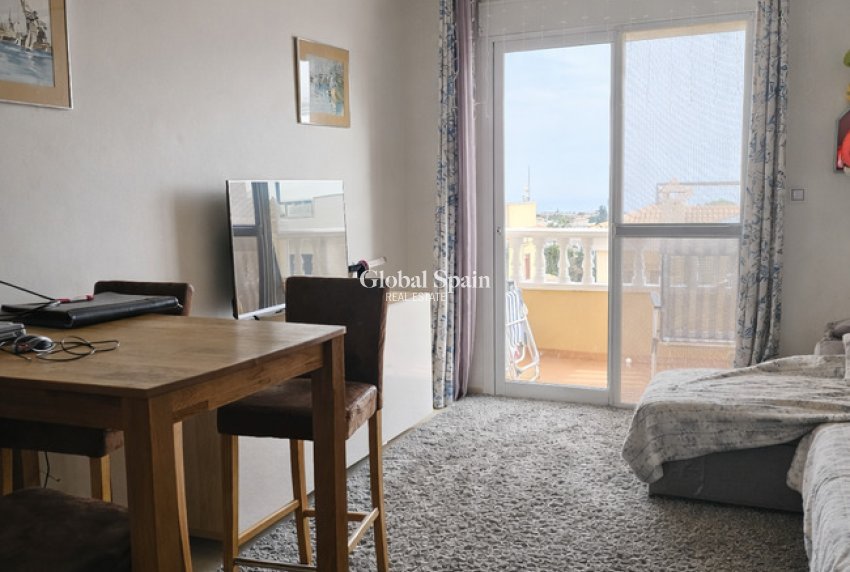 Wiederverkauf - WOHNUNG -
Lomas de Caboroig - Costa Blanca