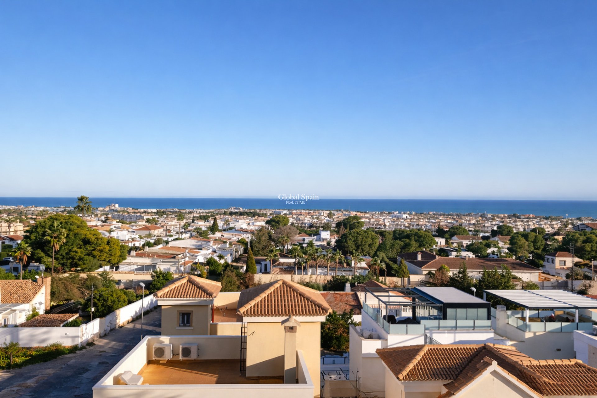 Wiederverkauf - WOHNUNG -
Lomas de Caboroig - Costa Blanca