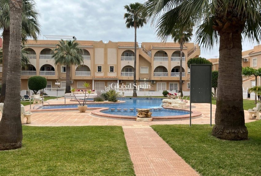 Wiederverkauf - WOHNUNG -
LOS ALCÁZARES