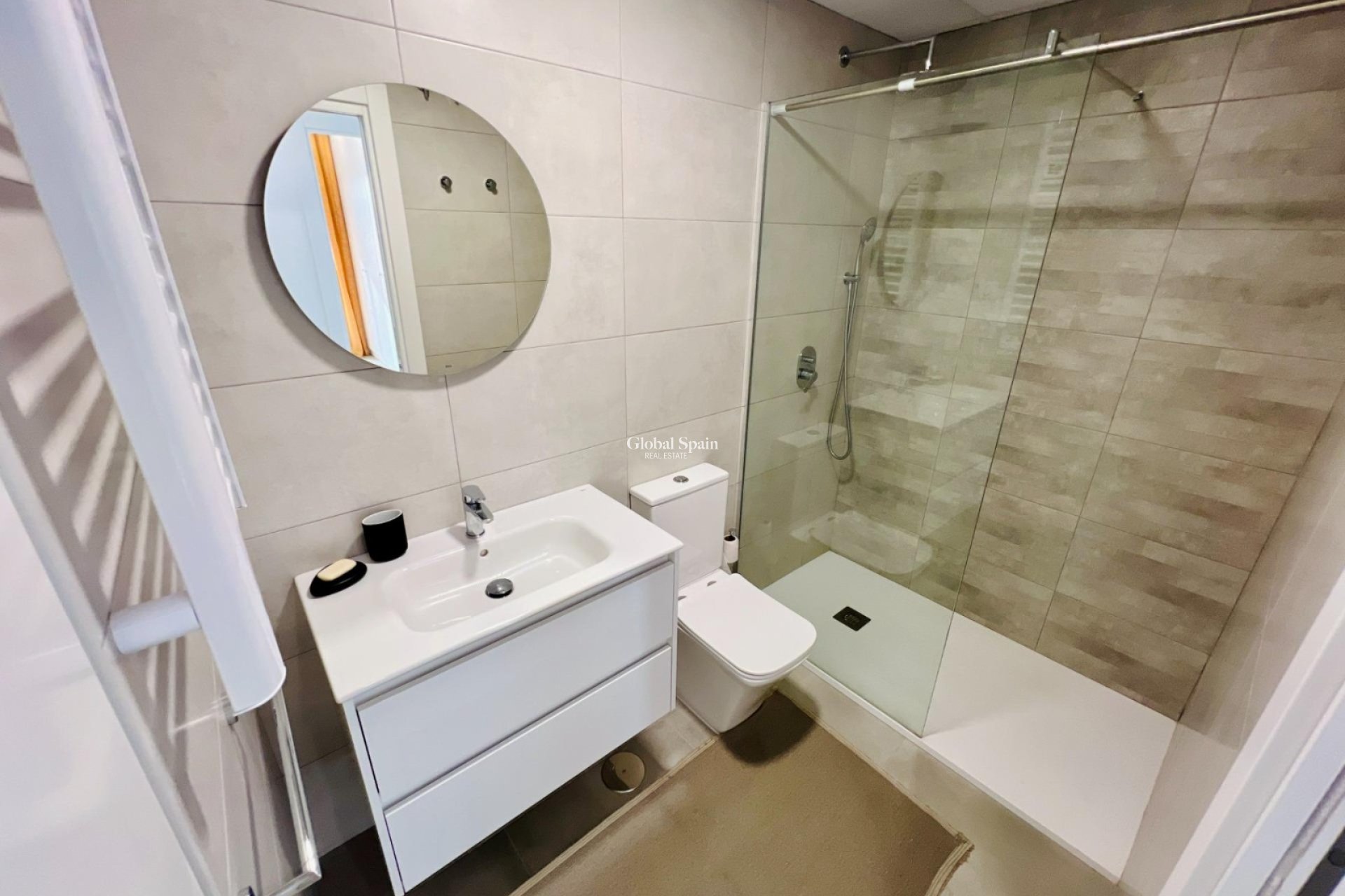 Wiederverkauf - WOHNUNG -
LOS ALCÁZARES