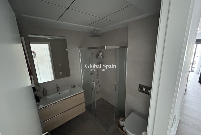 Wiederverkauf - WOHNUNG -
LOS BALCONES - LOS ALTOS - Costa Blanca