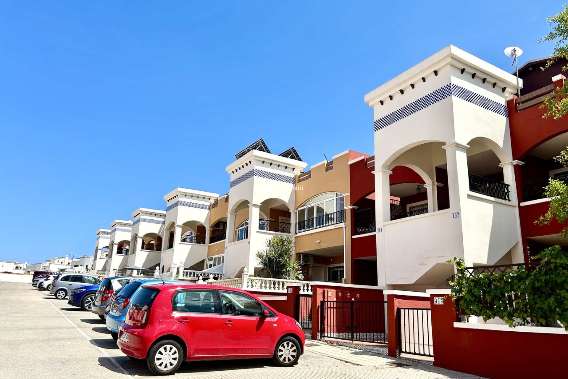 Wiederverkauf - WOHNUNG -
LOS BALCONES - LOS ALTOS - Costa Blanca