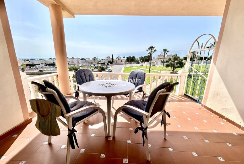 Wiederverkauf - WOHNUNG -
LOS BALCONES - LOS ALTOS - Costa Blanca