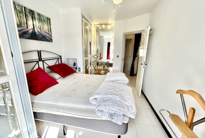 Wiederverkauf - WOHNUNG -
LOS BALCONES - LOS ALTOS - Costa Blanca