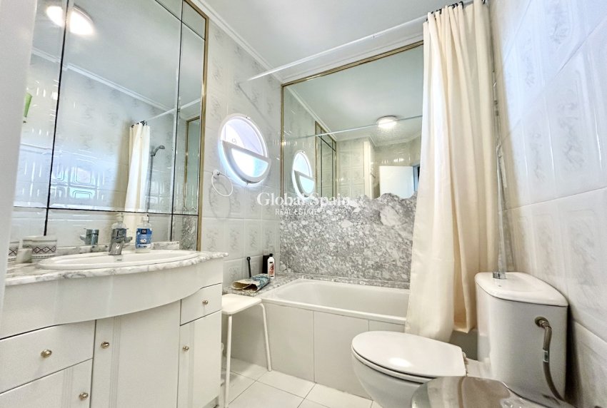 Wiederverkauf - WOHNUNG -
LOS BALCONES - LOS ALTOS - Costa Blanca